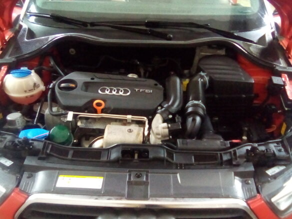 2012 Audi A1 I (8X), красный - вид 6