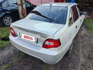 2011 Daewoo Nexia I Рестайлинг, серебристый, 299000 рублей, вид 4