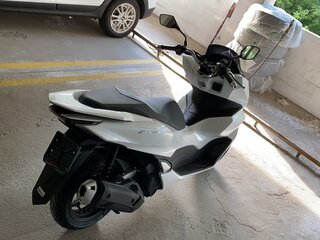 2021 Honda PCX 125, белый, 380000 рублей, вид 3
