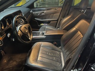 2014 Mercedes-Benz E-Класс 200 IV (W212, S212, C207) Рестайлинг, чёрный, 2500000 рублей, вид 4