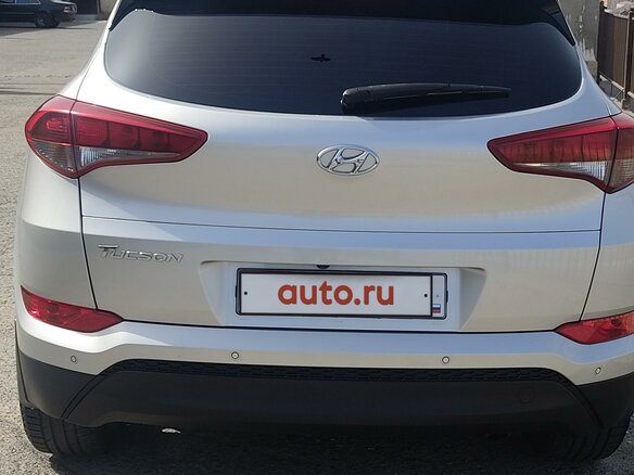 2017 Hyundai Tucson III, серебристый, 2250000 рублей - вид 4