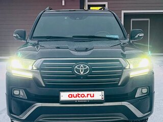 2016 Toyota Land Cruiser 200 Series Рестайлинг 2, чёрный, 5500000 рублей, вид 2