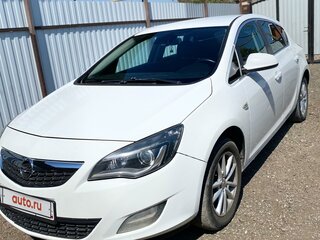 2011 Opel Astra J, белый, 810000 рублей, вид 3