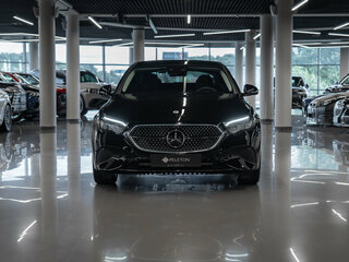 2025 Mercedes-Benz E-Класс 200 VI (W214, S214), чёрный, 7250000 рублей, вид 3