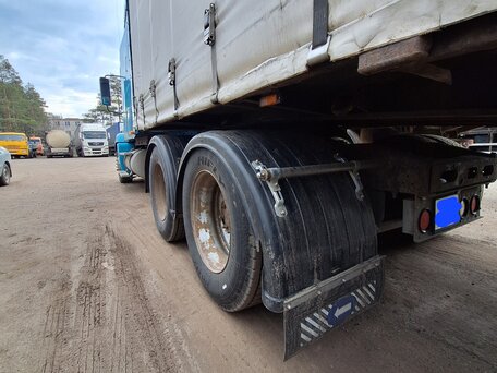 2004 Freightliner Century Class, зелёный, 3200000 рублей, вид 4