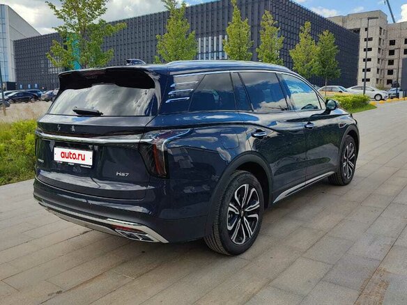 2025 Hongqi HS7 II, коричневый, 4190000 рублей - вид 4