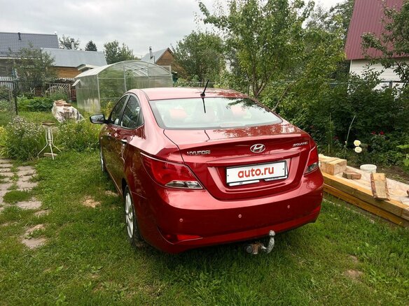 2014 Hyundai Solaris I Рестайлинг, красный, 900000 рублей - вид 5