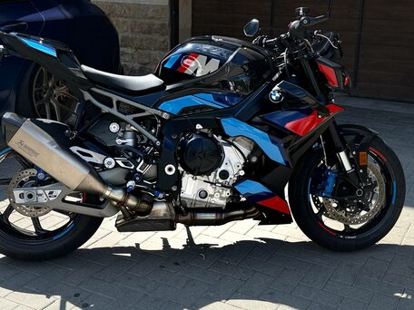 2025 BMW M 1000 R, чёрный, 3100000 рублей, вид 2