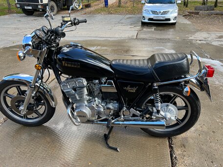 1978 Yamaha XS750, чёрный, 400000 рублей, вид 2