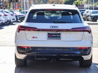 2024 Audi Q8 e-tron 50, белый, 13749181 рублей, вид 3