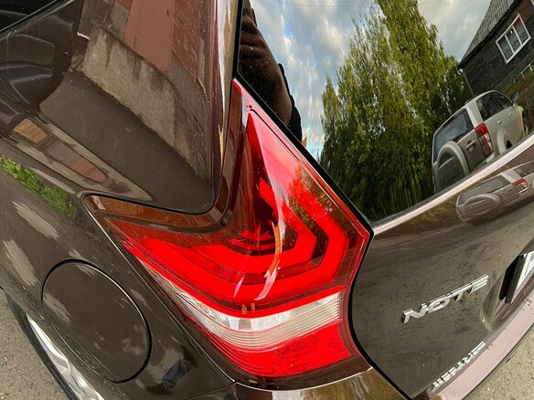 2016 Nissan Note e-Power II Рестайлинг, коричневый, 1250000 рублей - вид 15