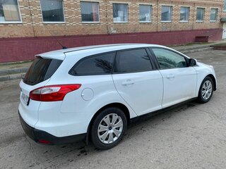 2014 Ford Focus III, белый, 650000 рублей, вид 3