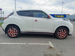 2019 Nissan Juke I Рестайлинг, белый, 1990000 рублей, вид 3