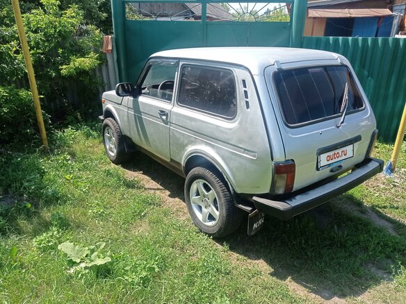 1996 Lada (ВАЗ) 2121 (4x4) I Рестайлинг, белый, 350000 рублей - вид 2