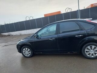 2009 Ford Focus II Рестайлинг, чёрный, 850000 рублей, вид 3