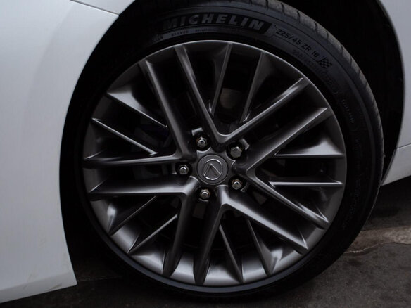 2016 Lexus ES 250 VI Рестайлинг, белый, 3100000 рублей - вид 6