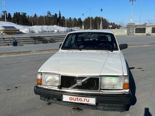 1992 Volvo 240 Series, белый, 170000 рублей, вид 4