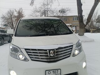 2009 Toyota Alphard II, белый, 2950000 рублей, вид 2