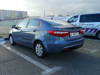 2012 Kia Rio 5-speed III, серый, 650000 рублей, вид 2