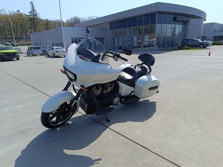 2015 Victory Cross Country, белый, 1250000 рублей, вид 3
