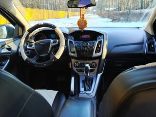 2012 Ford Focus III, белый, 1150000 рублей, вид 3