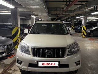 2011 Toyota Land Cruiser Prado 150 Series, белый, 3400000 рублей, вид 2