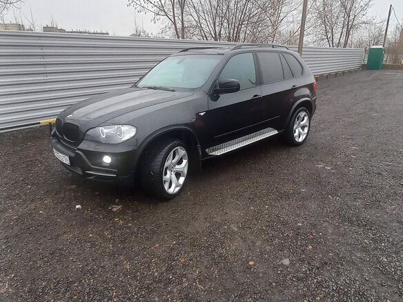 2007 BMW X5 3.0d II (E70), чёрный, 2200000 рублей - вид 4