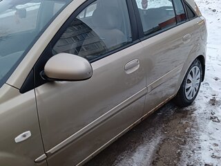 2011 Kia Rio II Рестайлинг, бежевый, 550000 рублей, вид 4