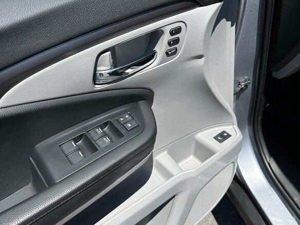 2022 Honda Pilot 9AT III Рестайлинг, серебристый, 3250000 рублей - вид 21