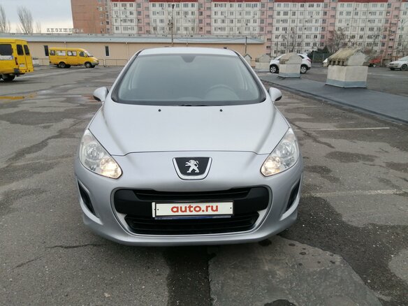 2011 Peugeot 308 I Рестайлинг, серебристый - вид 1