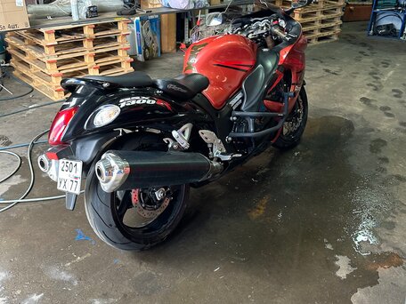 2007 Suzuki GSX 1300 R Hayabusa, красный, 700000 рублей, вид 5