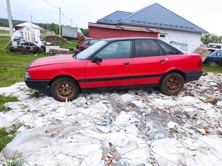 1988 Audi 80 IV (B3), красный, 70000 рублей, вид 3