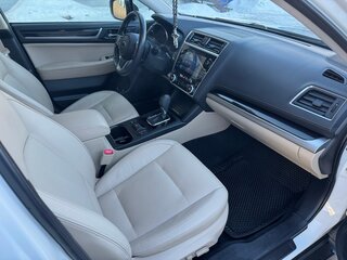 2020 Subaru Outback V Рестайлинг, белый, 3250000 рублей, вид 4
