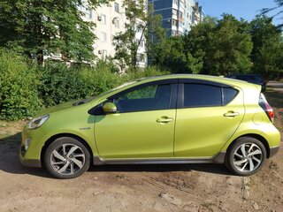 2016 Toyota Aqua I Рестайлинг, зелёный, 1190000 рублей, вид 5