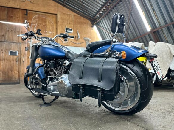 2018 Harley-Davidson Fat Boy, синий, 1990000 рублей - вид 5