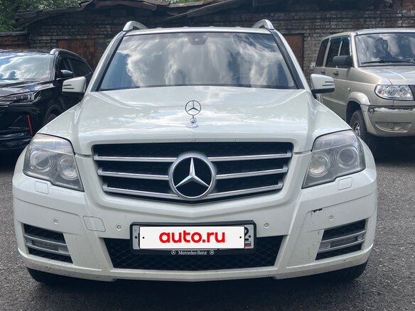 2010 Mercedes-Benz GLK-Класс 300 I (X204), белый, 1250000 рублей - вид 2