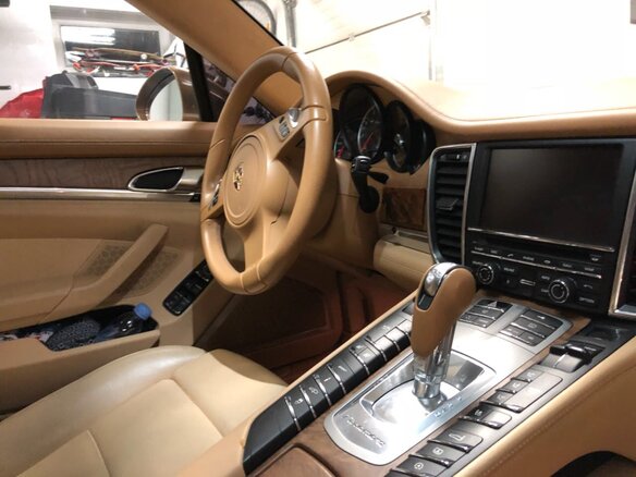 2009 Porsche Panamera Turbo I, коричневый - вид 4