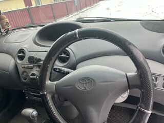 2001 Toyota Vitz I (P10), розовый, 410000 рублей, вид 3