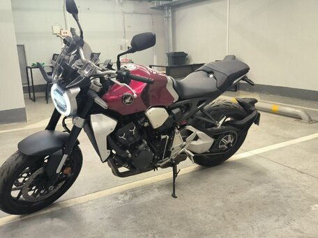 2019 Honda CB 1000R, красный, 845000 рублей, вид 5