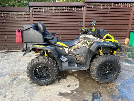 2015 BRP Can-Am Outlander X MR 1000R, чёрный, 2500000 рублей, вид 1