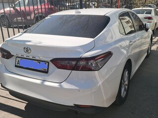 2018 Toyota Camry VIII (XV70), белый, 2200000 рублей, вид 5