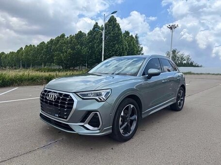2023 Audi Q3 35 TFSI II (F3), серебристый, 2430000 рублей, вид 1