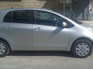 2008 Toyota Vitz II (XP90), серый, 580000 рублей, вид 2