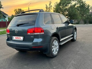 2006 Volkswagen Touareg I, серый, 1350000 рублей, вид 5