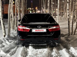 2014 Toyota Camry VII (XV50), чёрный, 2100000 рублей, вид 3
