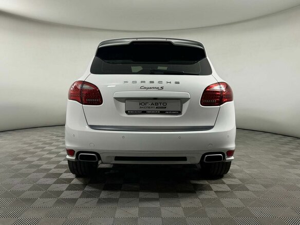 2013 Porsche Cayenne S II (958), белый, 2999000 рублей - вид 4