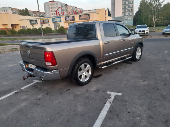 2009 Dodge RAM IV (DS/DJ), коричневый, 2680320 рублей - вид 2
