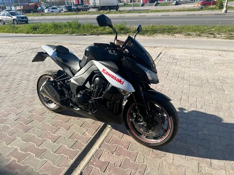 2010 Kawasaki Z 1000, чёрный, 700000 рублей, вид 2