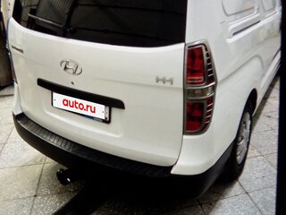 2011 Hyundai Grand Starex I, белый, 1690000 рублей, вид 2