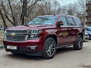 2018 Chevrolet Tahoe IV, красный, 3700000 рублей, вид 2